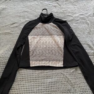 Under Armour Crop Turtle Neck Long Sleeve